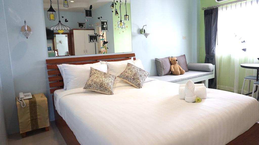 Naka Dream Hotel HHQ Esterno foto