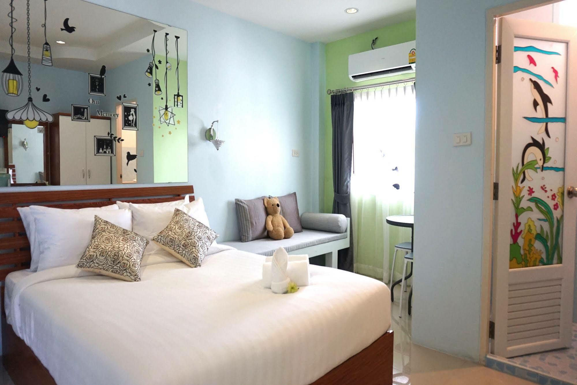 Naka Dream Hotel HHQ Esterno foto